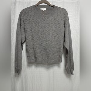 Ladies Heartloom Crewneck Cable Knit Sweater. NWT size L